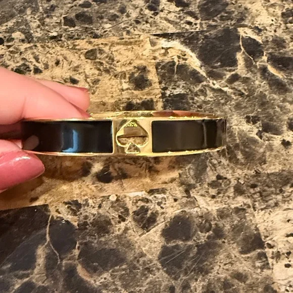 Kate Spade Hole Punch Spade Hinge Bangle Bracelet - Picture 2 of 8